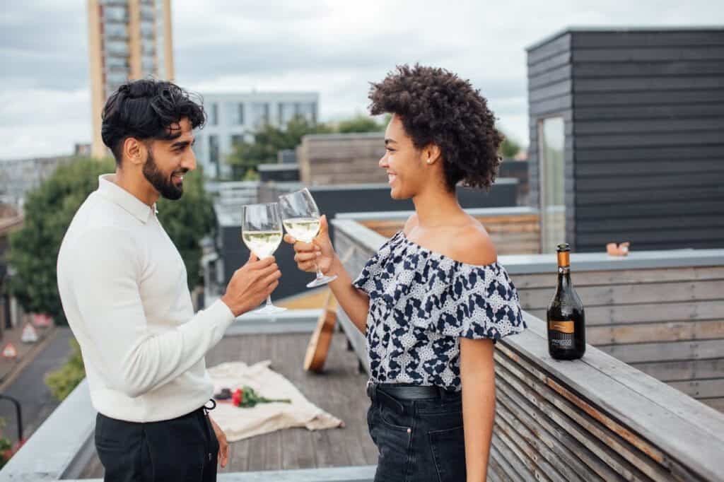 Imagem do post: Os 3 Modelos de Organização Financeira para Casais: Qual é o Melhor para Vocês? | Casal que Soma Modelos de Organização Financeira para Casais: Qual é o Melhor para Vocês?